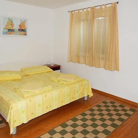 דירה In With Sea View, Terrace, Air Conditioning, Wi-fi *